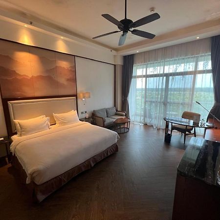 Forest City Golf Hotel Nusajaya  Exterior foto