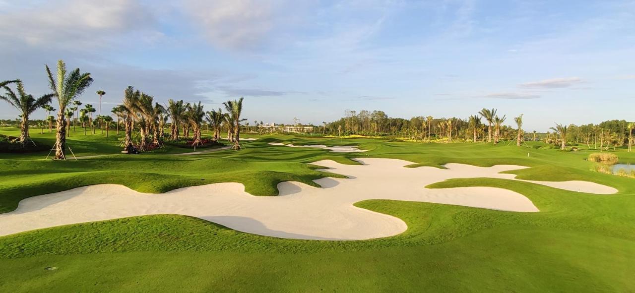 Forest City Golf Hotel Nusajaya  Exterior foto