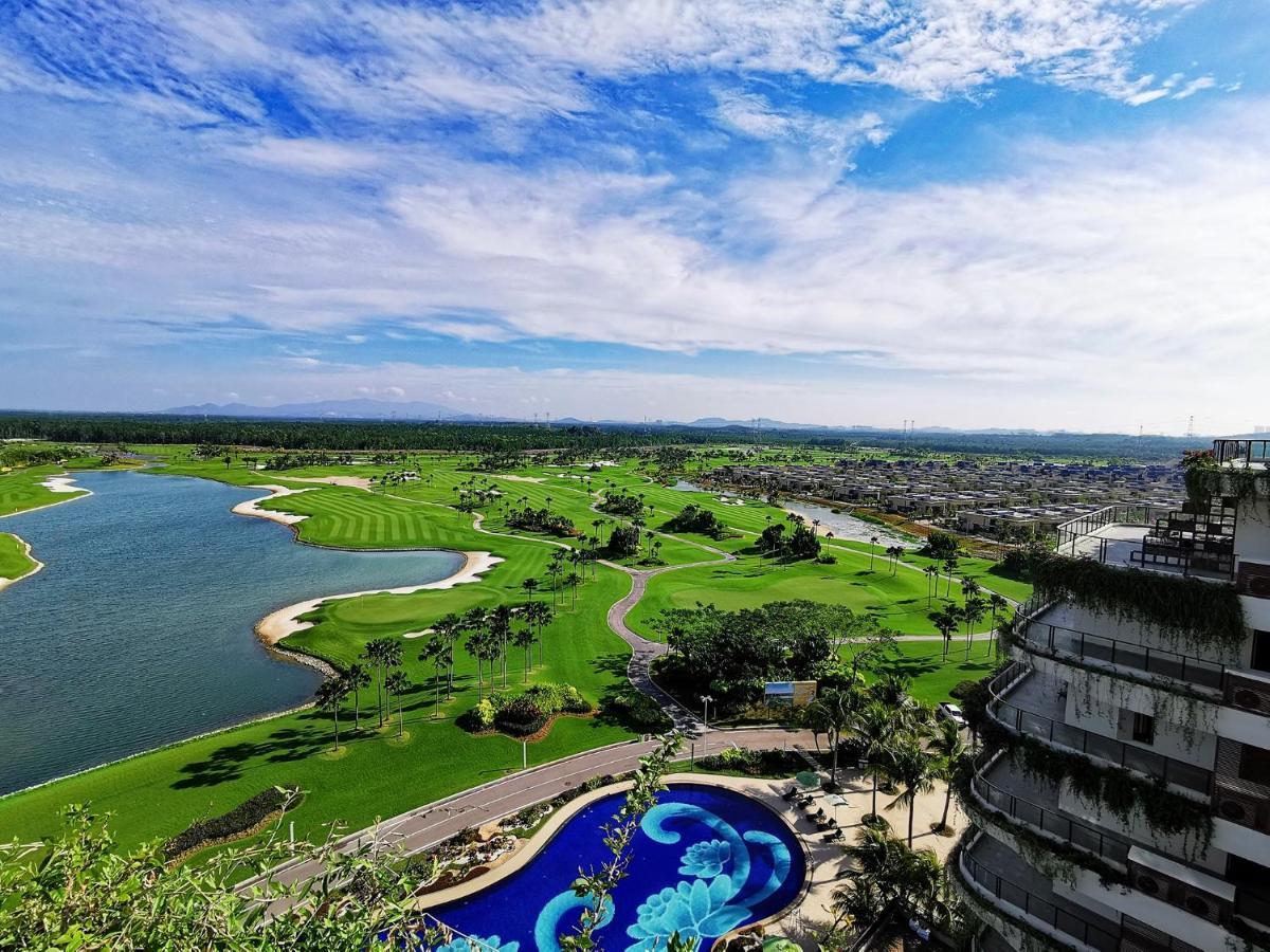 Forest City Golf Hotel Nusajaya  Exterior foto