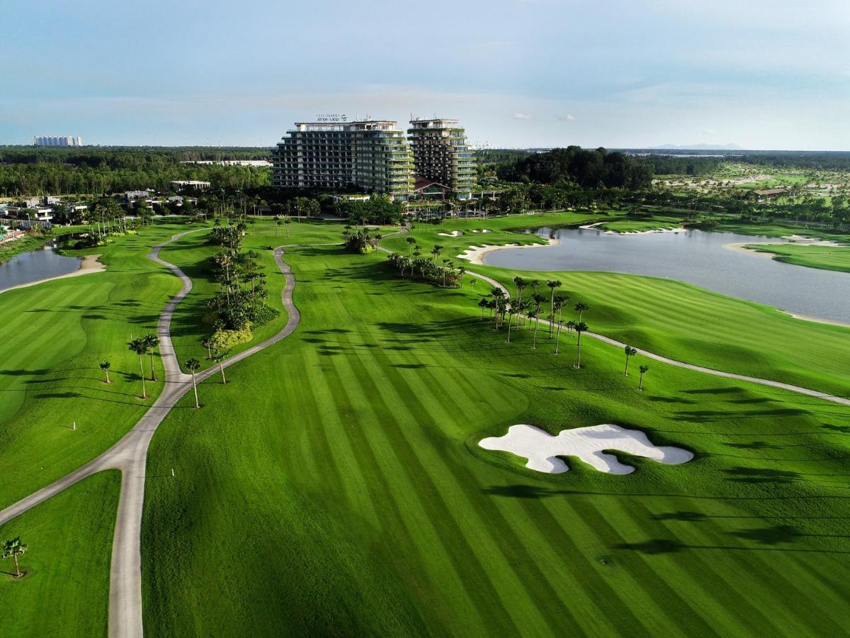Forest City Golf Hotel Nusajaya  Exterior foto
