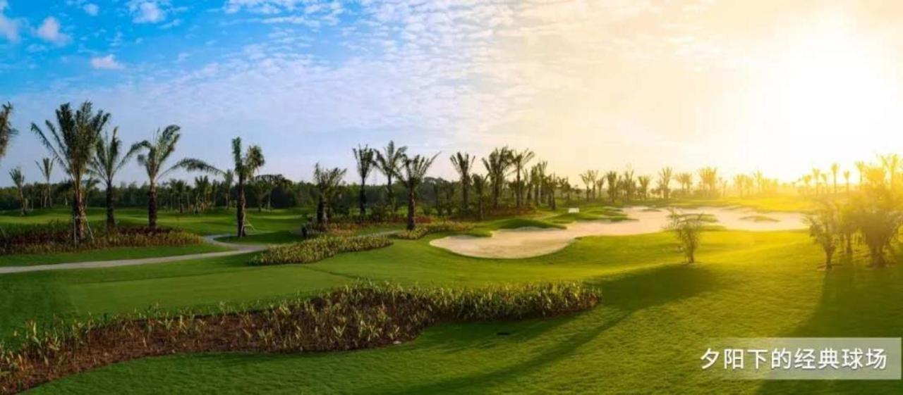 Forest City Golf Hotel Nusajaya  Exterior foto