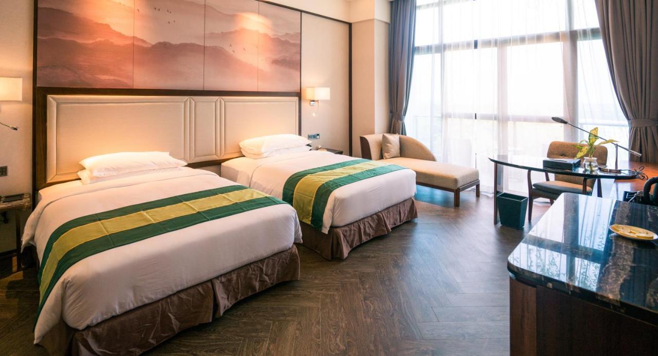 Forest City Golf Hotel Nusajaya  Exterior foto